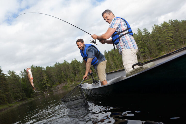 HUK Rogue Wave Lite Deck Boots Review: Lightweight Protection Without Sacrificing Performance
